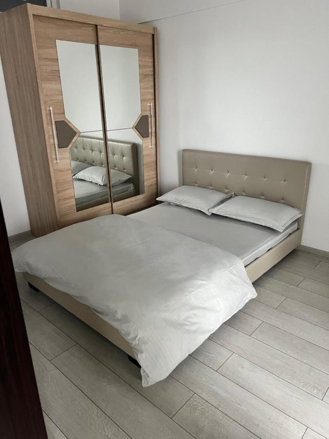 Ferienwohnung The Bliss Râmnicu Vâlcea Exterior foto