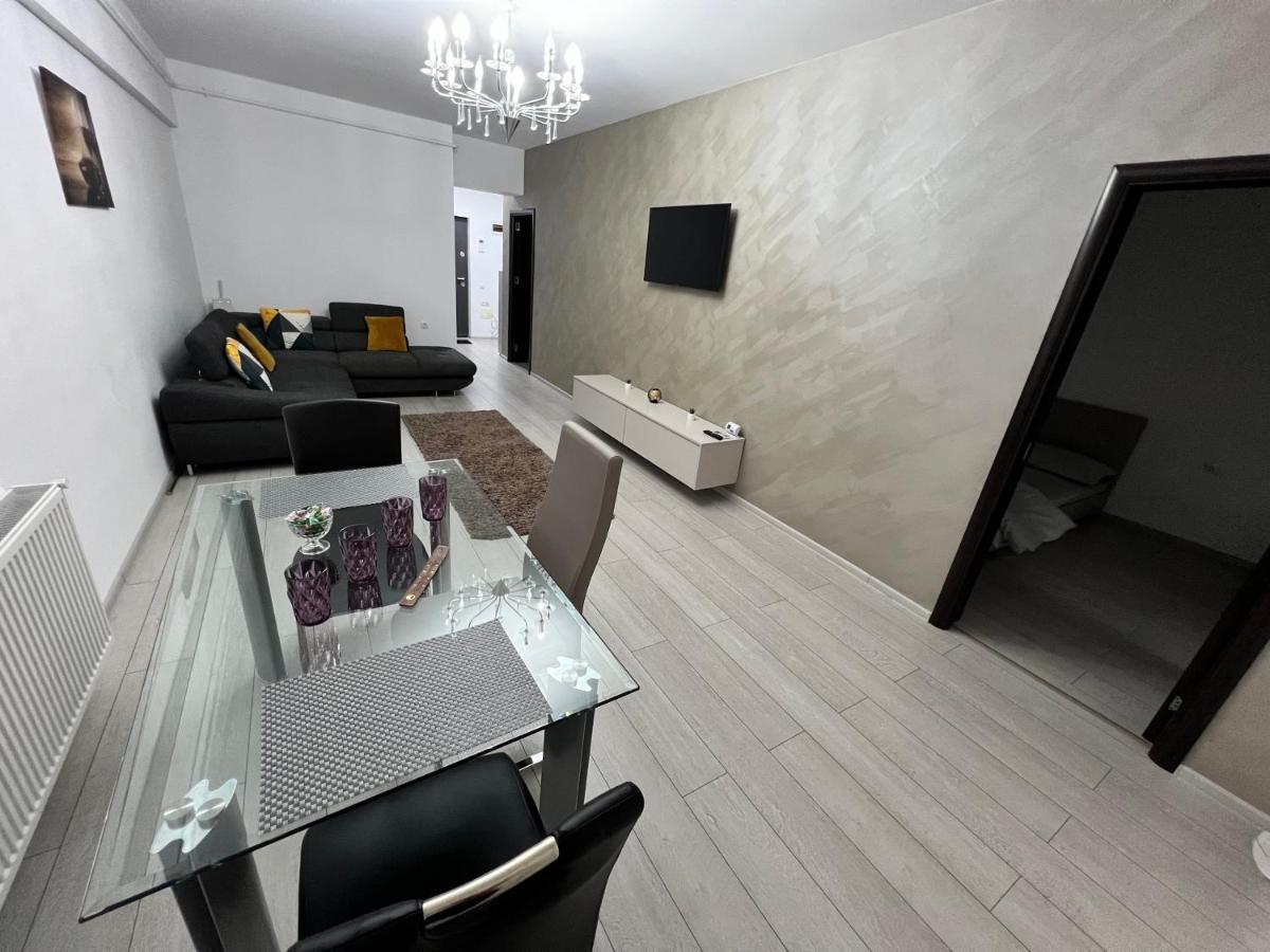 Ferienwohnung The Bliss Râmnicu Vâlcea Exterior foto